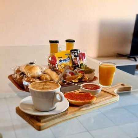 Piso Centrico - Desayuno De Bienvenida Apartment Ferrol Exterior photo